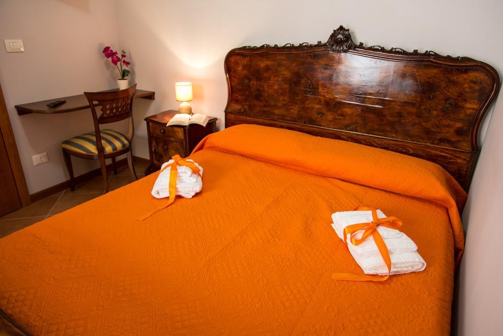 Le Stanze Del Re Hotel Lamezia Terme Room photo
